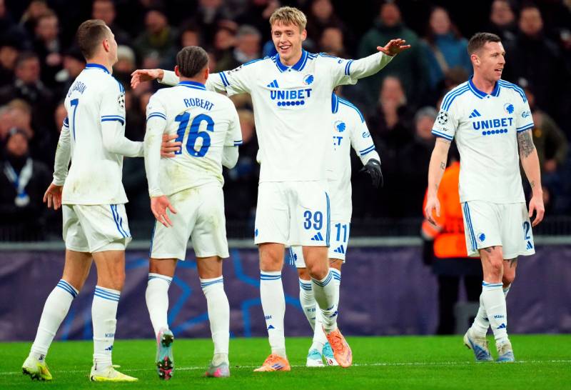 Cách Dự Đoán Kèo Thẻ Phạt Để Vào Tiền Ăn Chắc 5 Điều chỉnh chiến thuật khi giải lao
